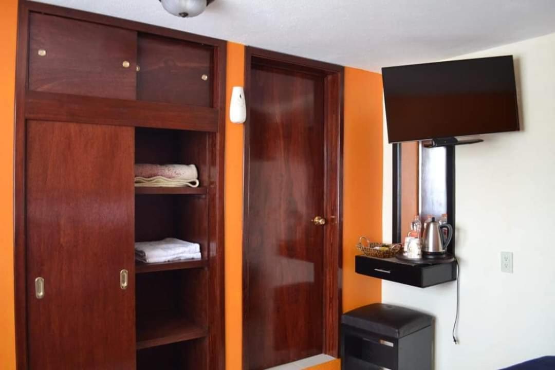 Hotel Sierra Patlachique San Juan Teotihuacán Екстериор снимка
